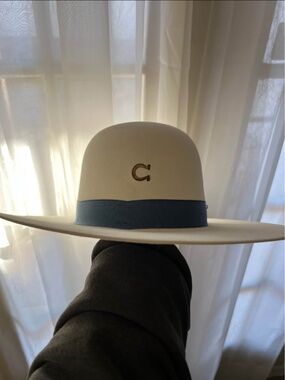 Charlie 1 horse Josephine felt hat